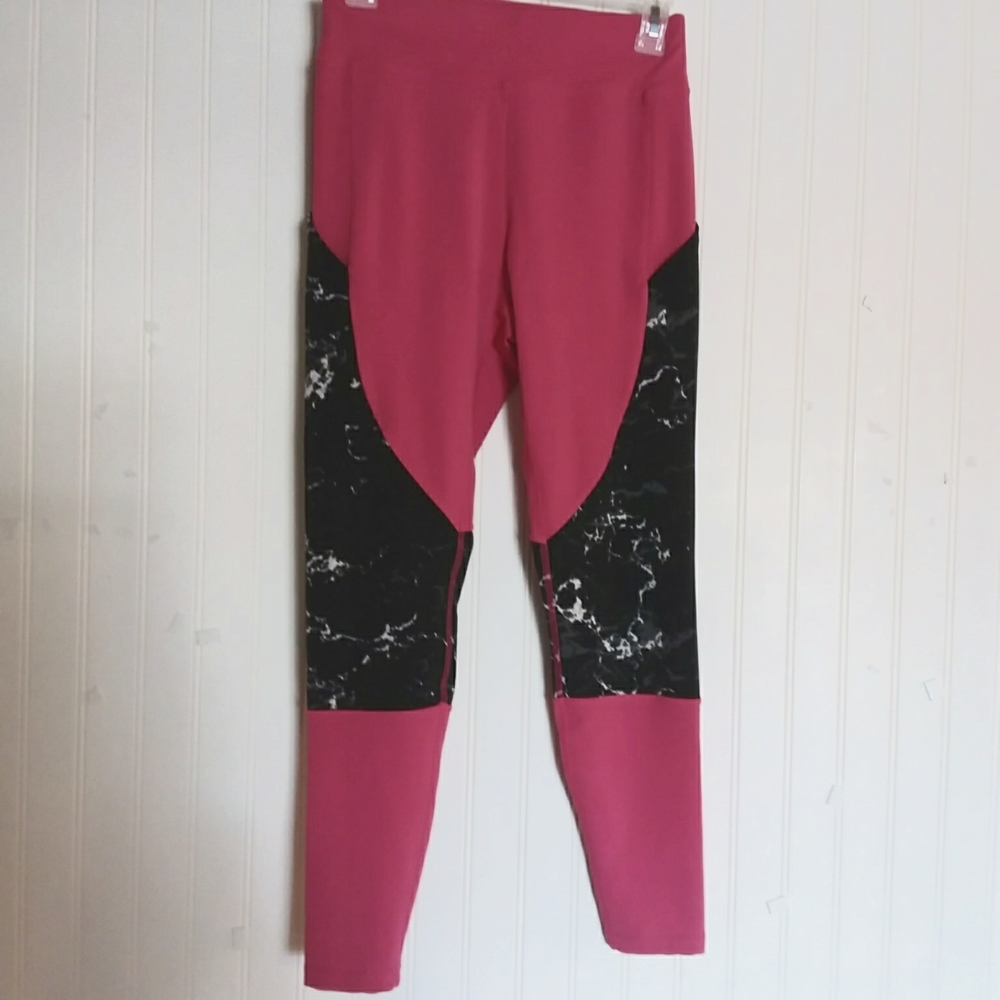 Hot pink yoga pants by by POP FIT.  Size medium.